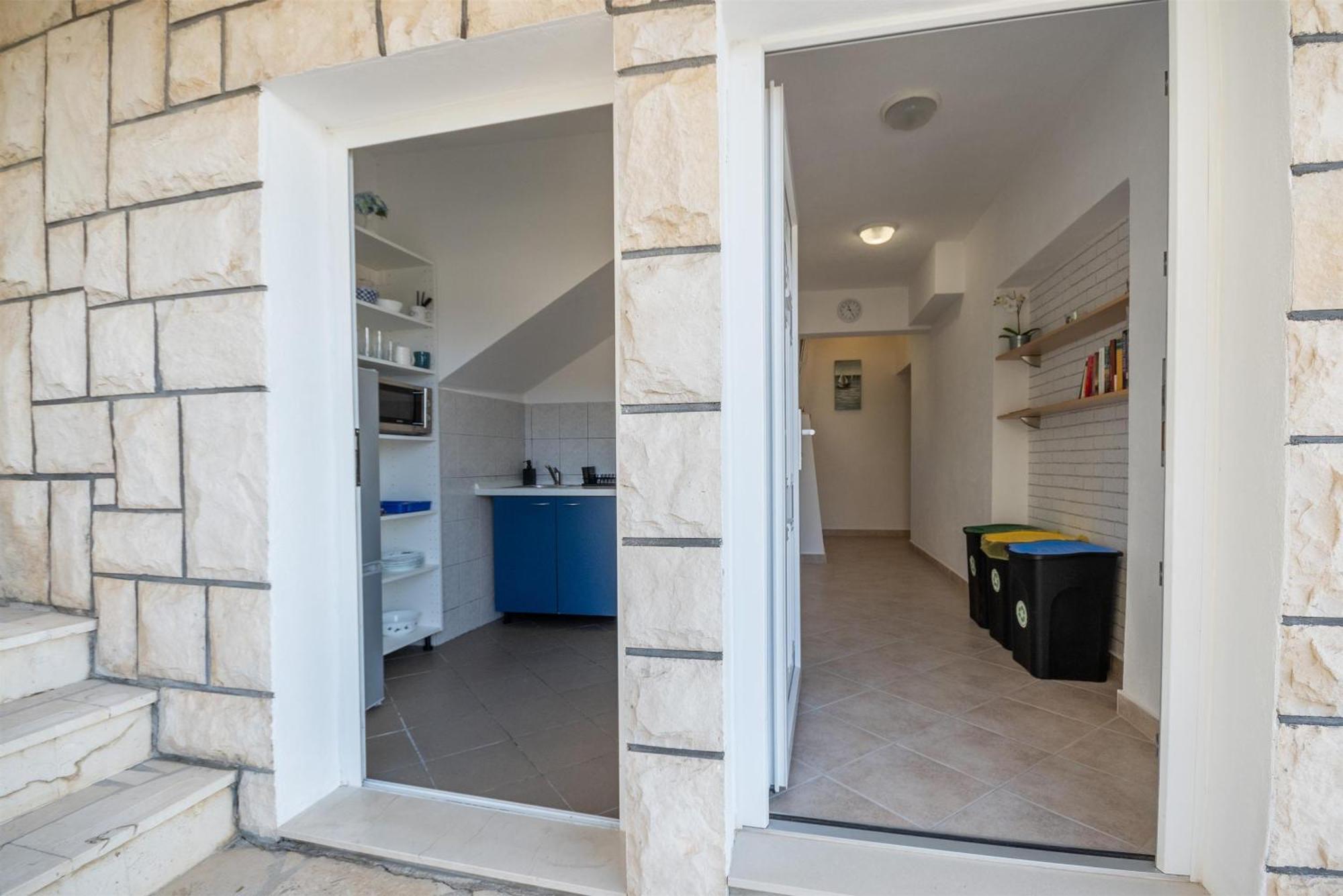 Apartments Ivan - With Parking Omis Luaran gambar