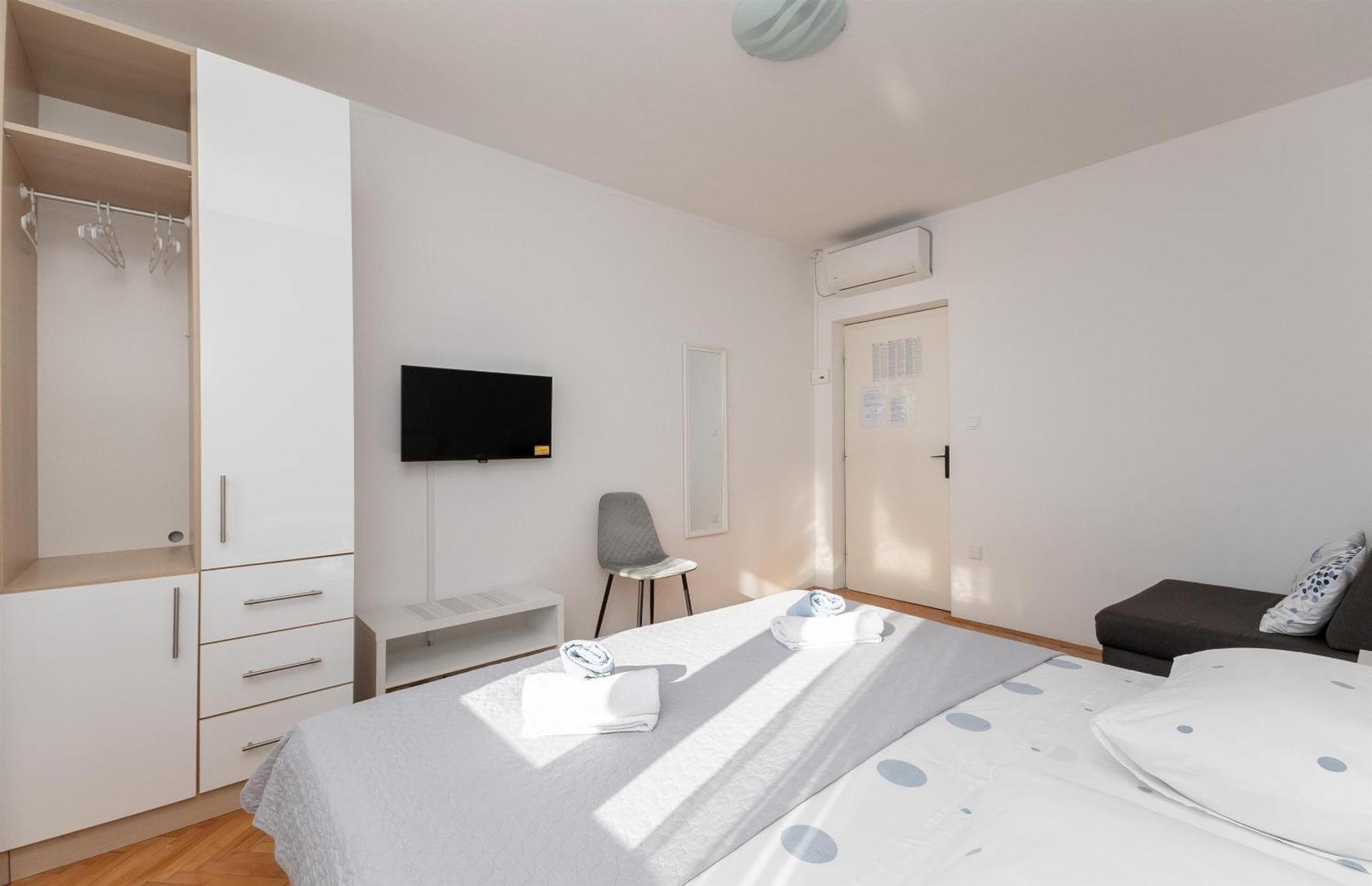 Apartments Ivan - With Parking Omis Luaran gambar